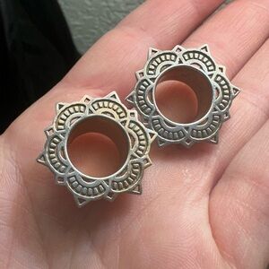 Tawapa Rose Gold Plated Lotus Eyelet Gauges 14mm 9/16 size